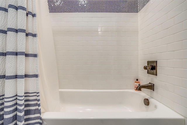 2717 River Path Ct, Burleson, TX 76028 - full bath featuring shower / tub combo