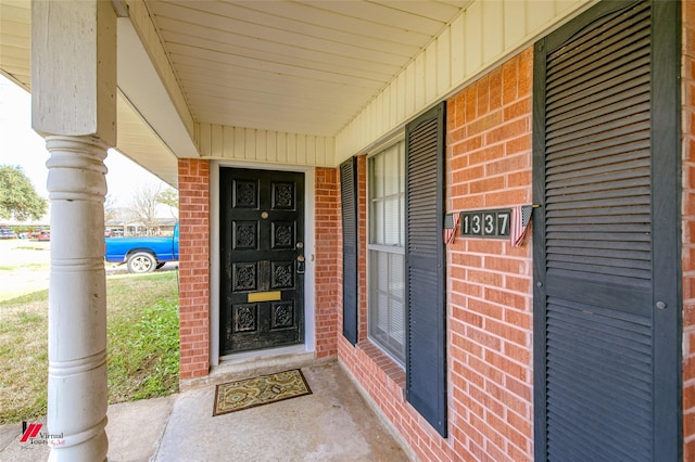 property entrance with a porch