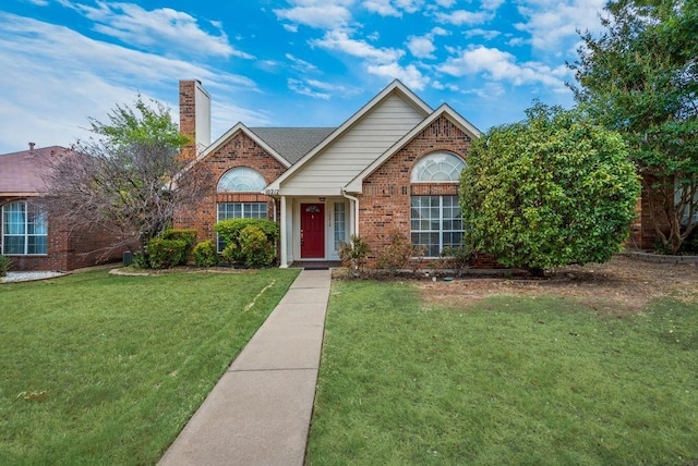 front of property featuring a front yard