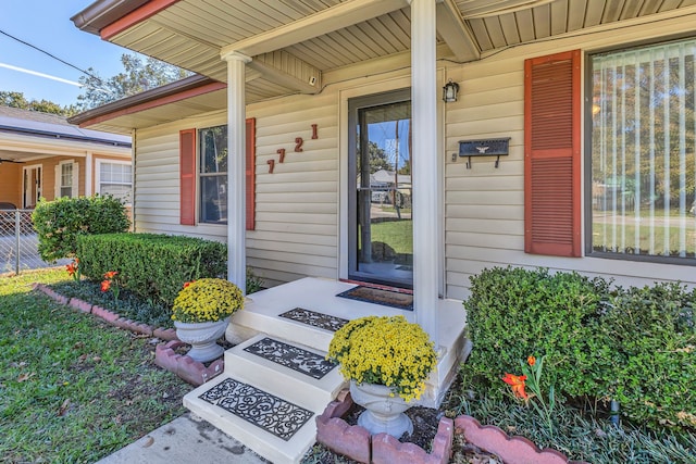 7721 Mohawk Dr, Dallas, TX 75235 - doorway to property featuring a porch
