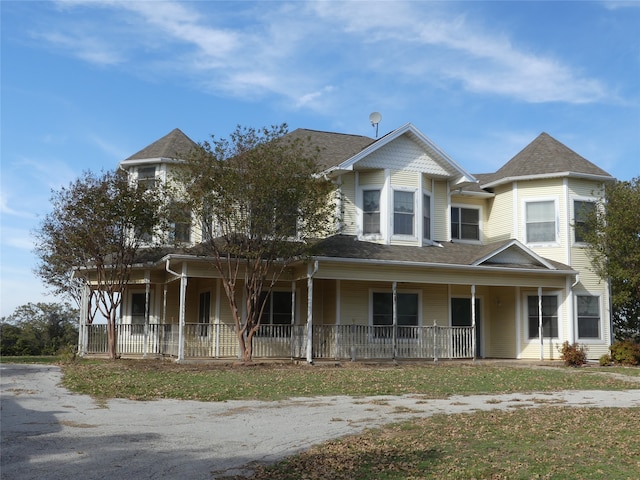 view of front of house with covered porch