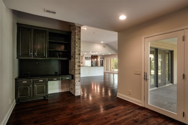 2516 Beefeater Dr, Wichita Falls, TX 76308 - bar area with dark wood-style flooring and recessed lighting