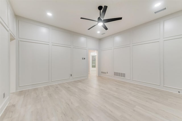 unfurnished bedroom featuring ceiling fan and light wood-type flooring