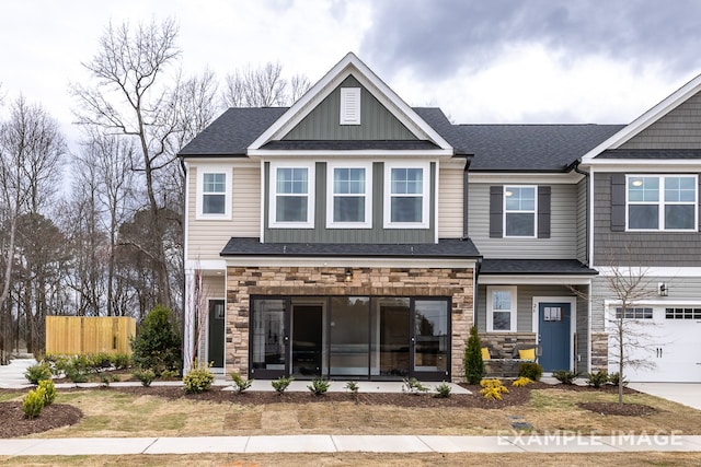 view of front of house featuring a garage