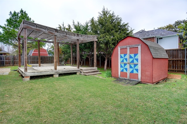 view of outdoor structure featuring a yard