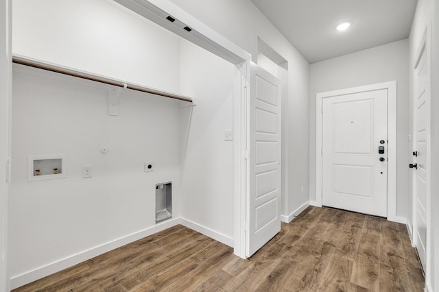 4016-4018 Clovis St, Midlothian, TX 76065 - laundry room featuring hookup for a gas dryer, electric dryer hookup, wood finished floors, washer hookup, and baseboards