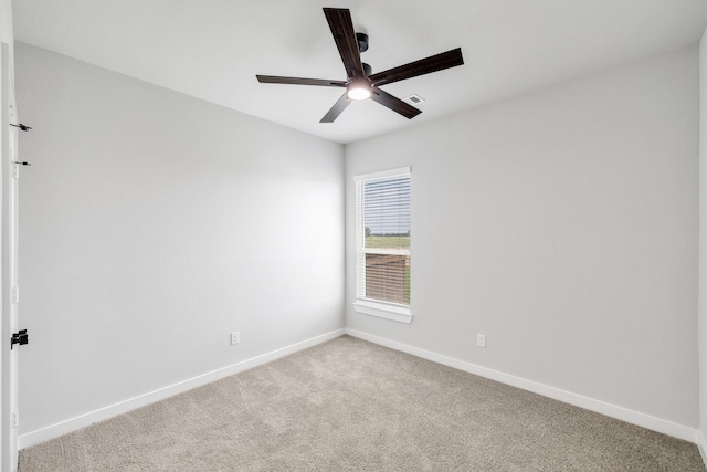 4016-4018 Clovis St, Midlothian, TX 76065 - empty room with ceiling fan, light carpet, and baseboards