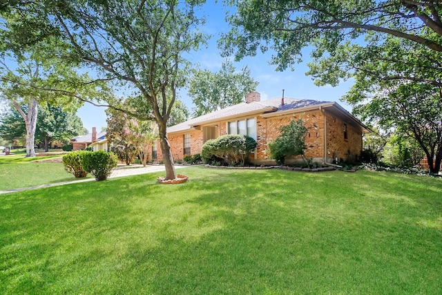 exterior space featuring a yard