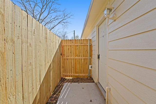 906 Benton St, Bonham, TX 75418 - view of yard