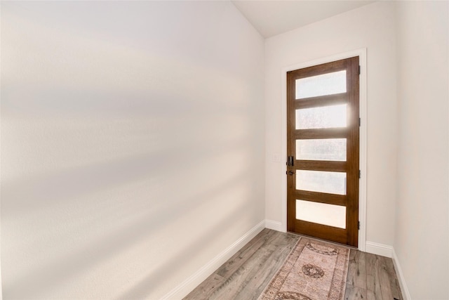 1927 Frediano Ln, Mclendon Chisholm, TX 75032 - entryway featuring light wood-type flooring and baseboards