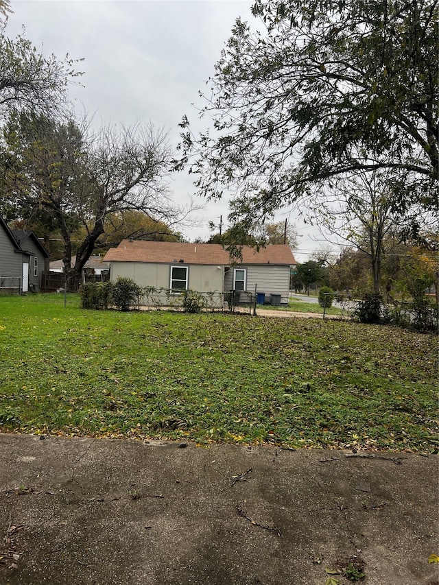 view of front of house