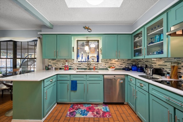 kitchen featuring sink, stainless steel dishwasher, and green cabinetry