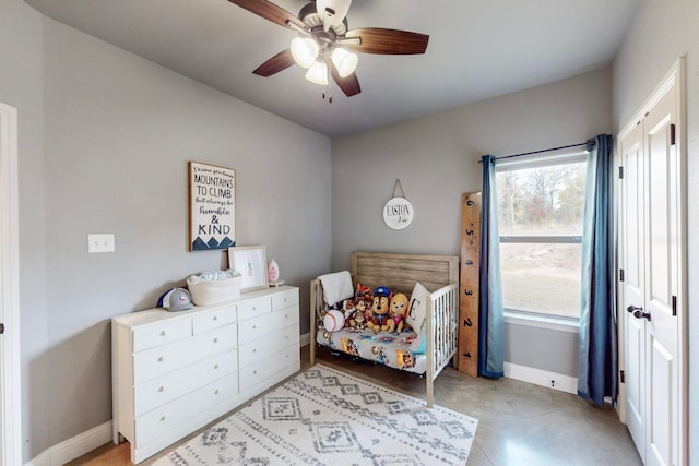 bedroom with ceiling fan