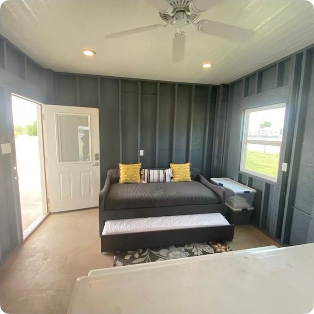 bedroom featuring ceiling fan