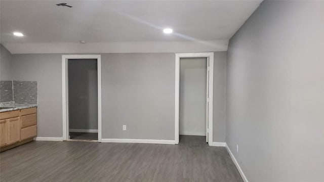 2517 Glencrest Dr, Fort Worth, TX 76119 - interior space featuring dark wood-style floors, recessed lighting, and baseboards