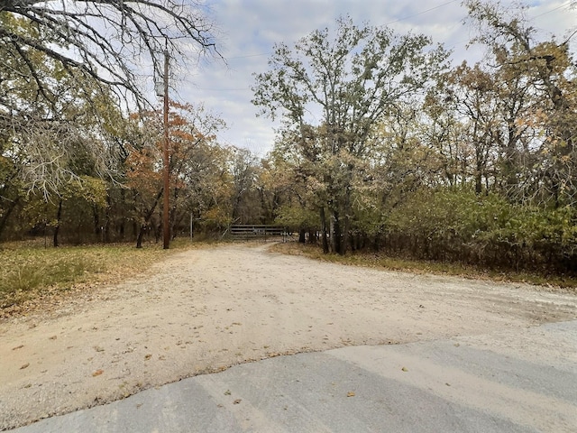 1625 Sanger Dr, Springtown, TX 76082