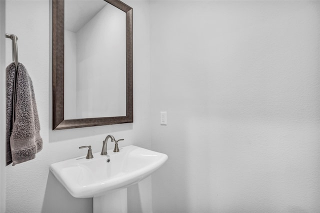 bathroom with sink