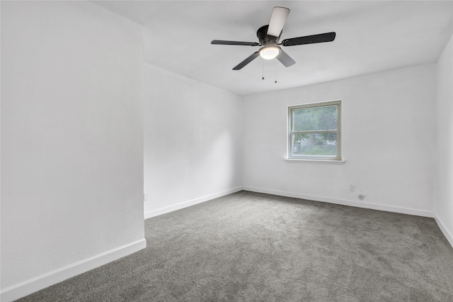 unfurnished room featuring carpet flooring and ceiling fan