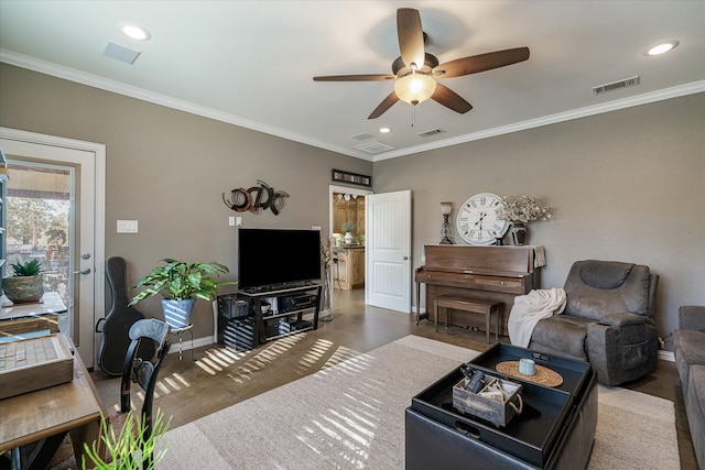 living room with ceiling fan, wood-type flooring, and ornamental molding