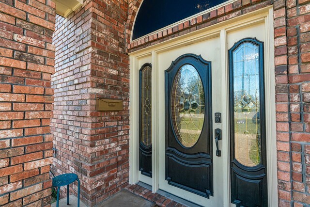 view of tiled entryway