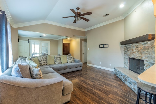 living room featuring crown molding, dark hardwood / wood-style flooring, ceiling fan, and lofted ceiling