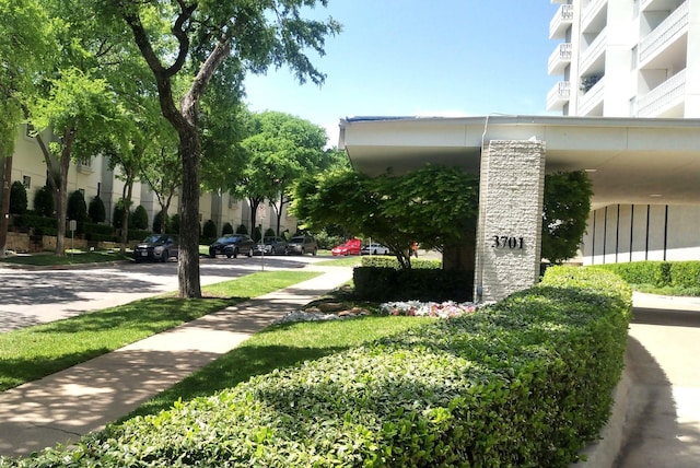 view of property's community