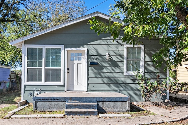 view of front of property