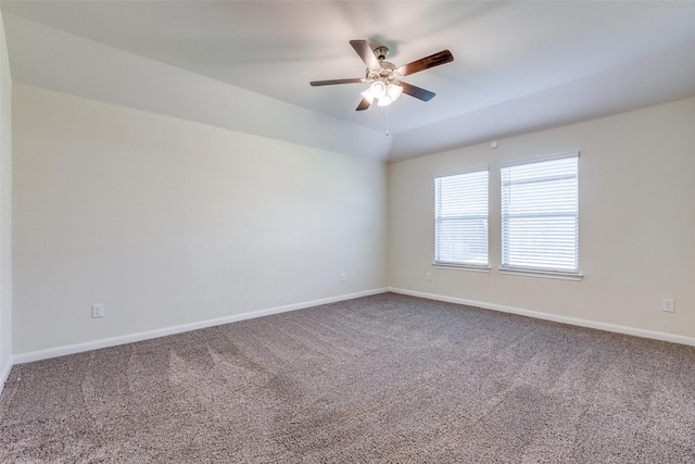 unfurnished room with carpet floors and ceiling fan