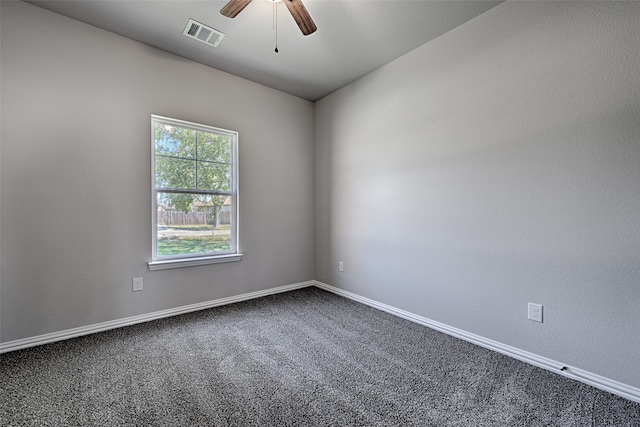 unfurnished room with carpet flooring and ceiling fan