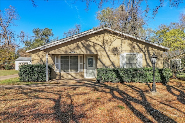 view of front of property