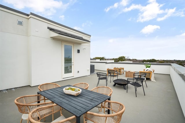 view of patio featuring outdoor lounge area and outdoor dining space