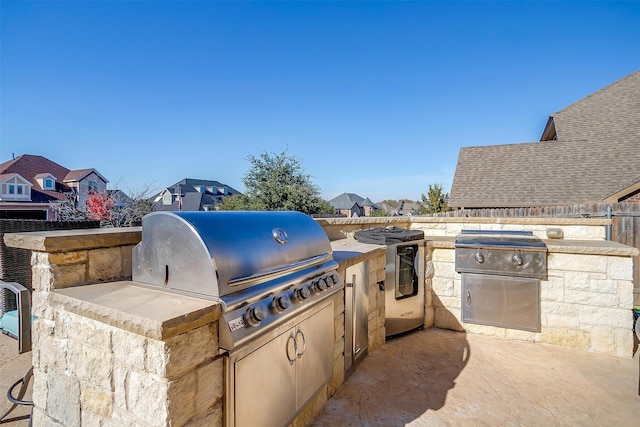 view of patio / terrace with area for grilling and grilling area