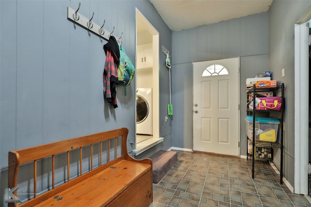 mudroom featuring washer / clothes dryer