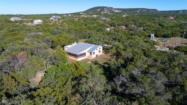 birds eye view of property featuring a mountain view