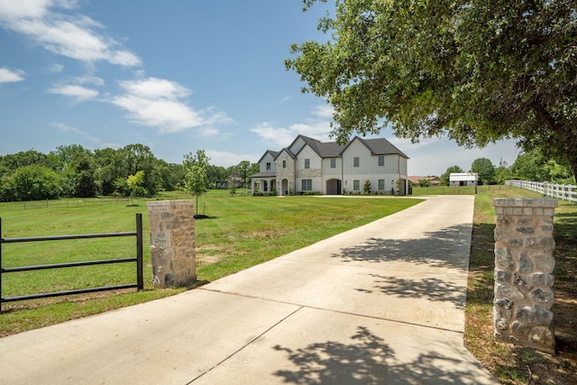 view of front of house with a front yard