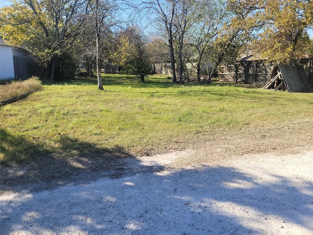 Listing photo 2 for 813 Prairie Ave, Cleburne TX 76033