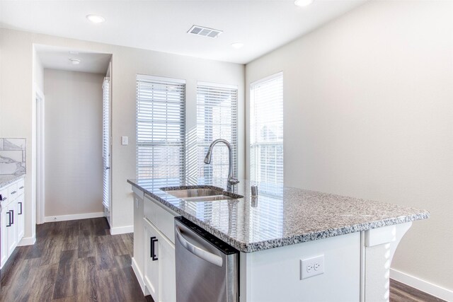 washroom featuring washer and dryer and light tile patterned flooring