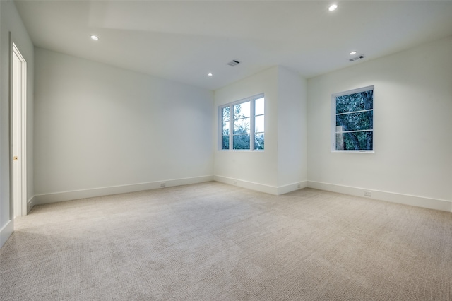 view of carpeted spare room