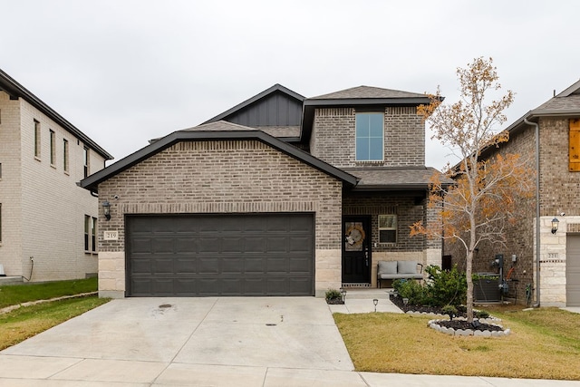 view of front property featuring a garage