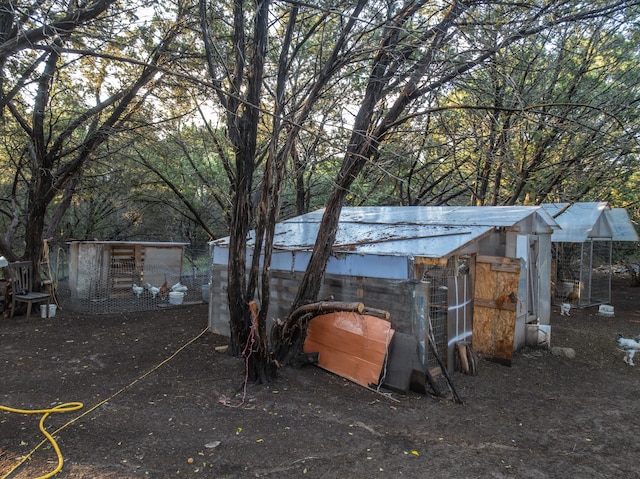 view of outdoor structure