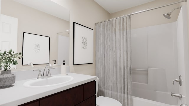 full bathroom featuring shower / bath combo with shower curtain, vanity, and toilet