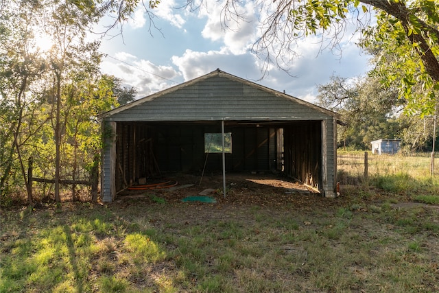 view of outdoor structure