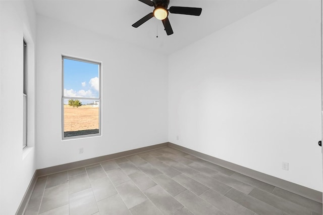 empty room with ceiling fan