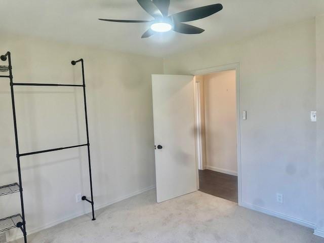 unfurnished bedroom with ceiling fan