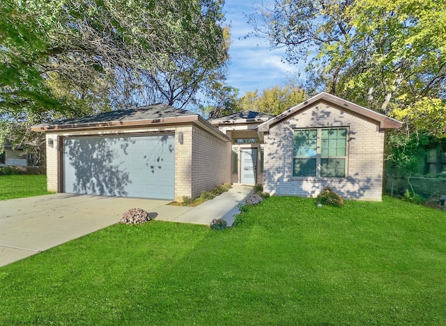 ranch-style home featuring a front yard