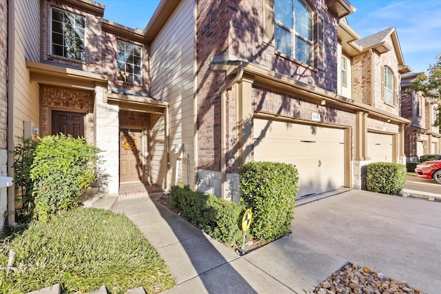 view of front of home featuring a garage