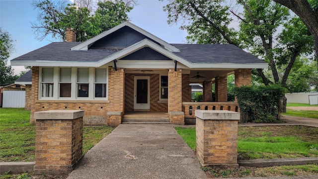 bungalow with ceiling fan and a porch