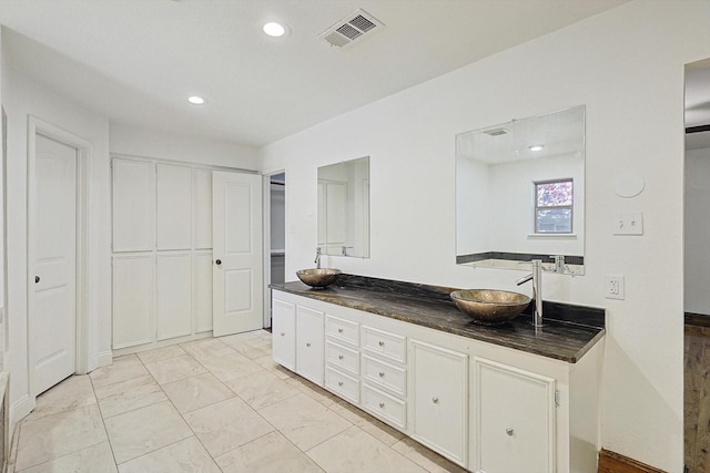 bathroom with vanity