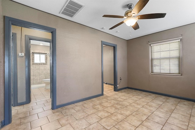 empty room with ceiling fan