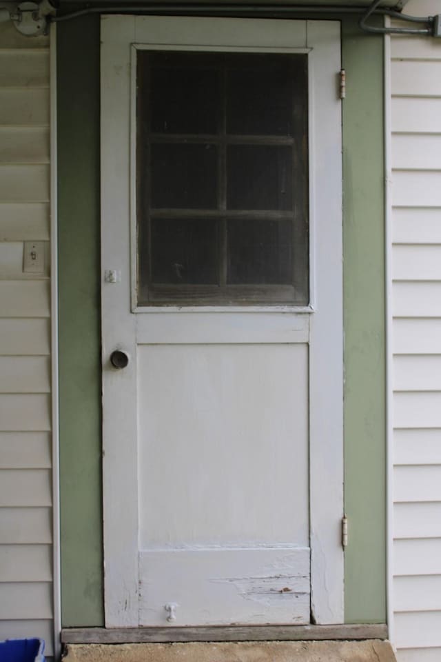 view of entrance to property